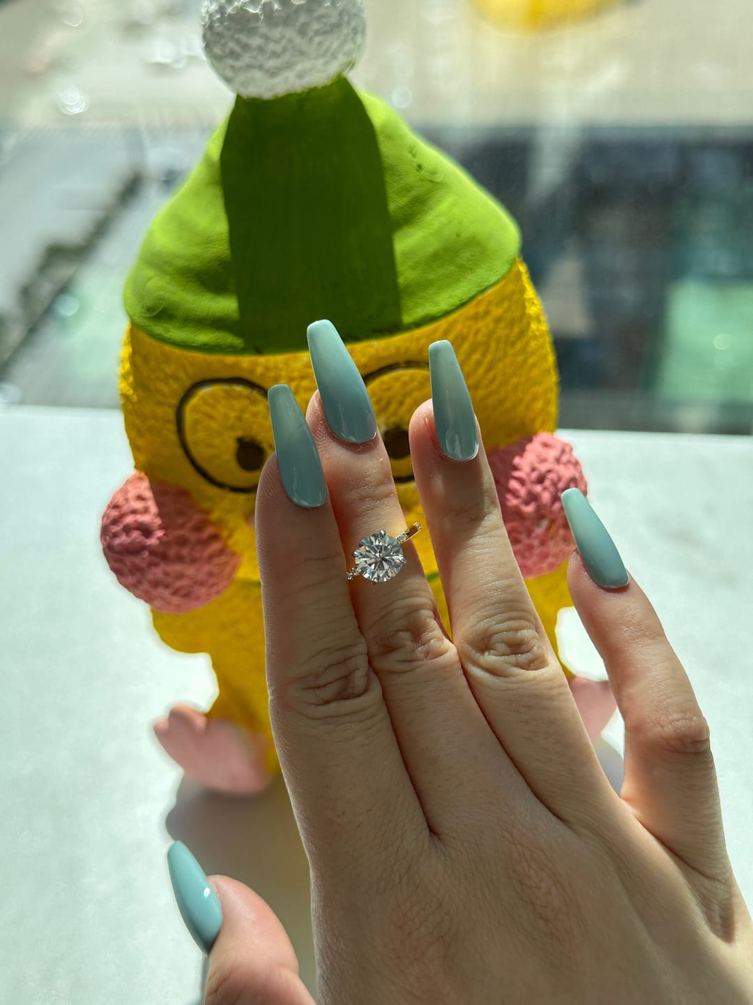 Customer photo review of S925 Elegant Moissanite Two-tone 2.0 Carat Engagement Ring