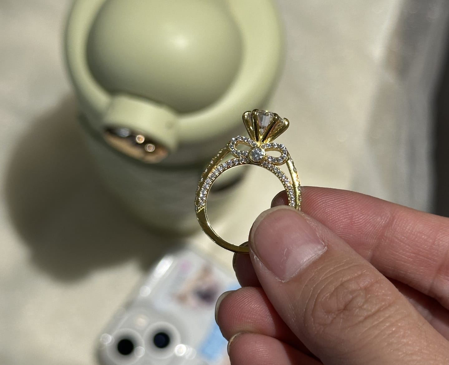 Customer photo review of S925 Moissanite 2.0Ct Round Cut Bow Base Design Engagement Ring For Everyday Wear