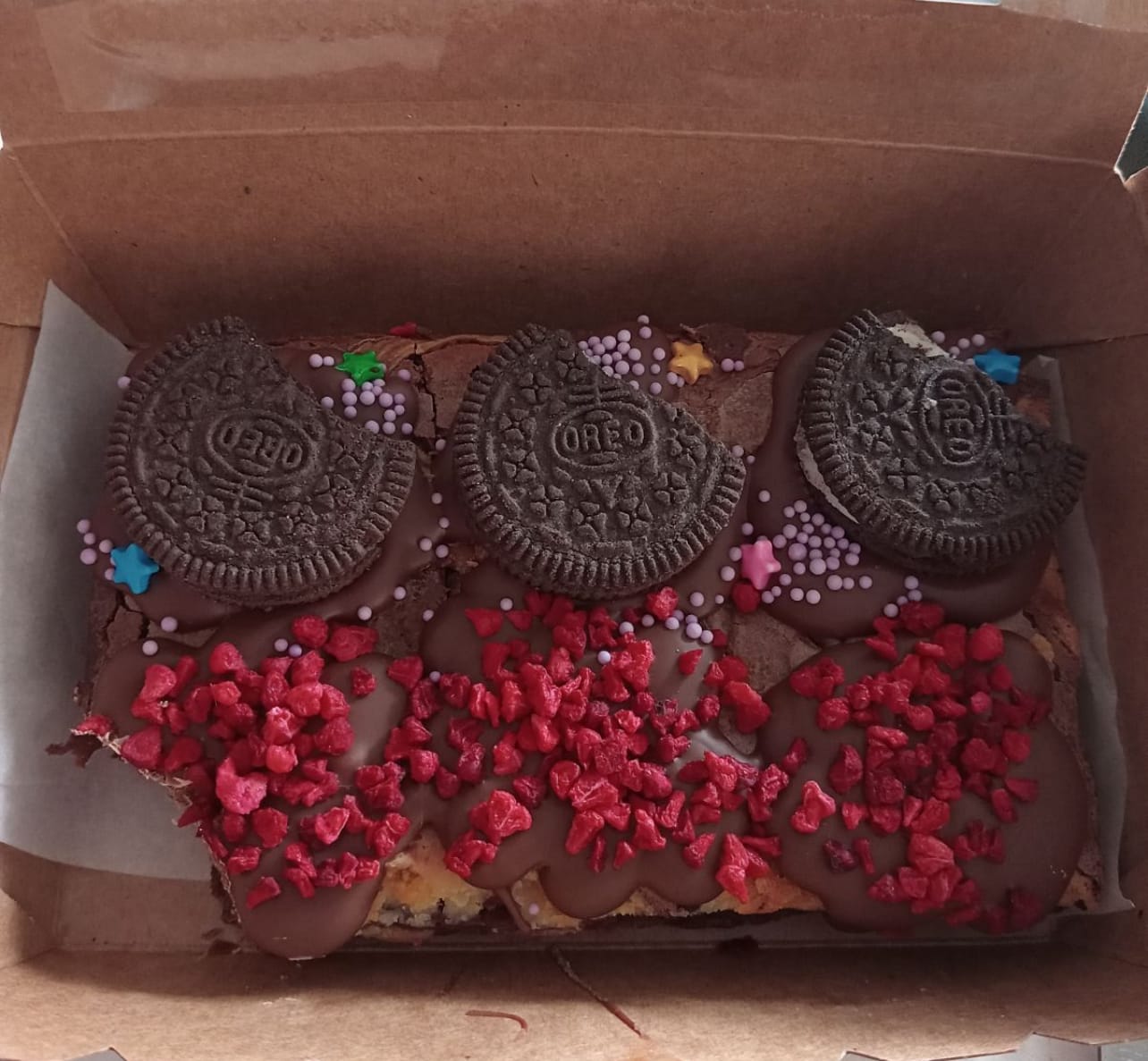 Customer photo review of Mini cheesecake brownie