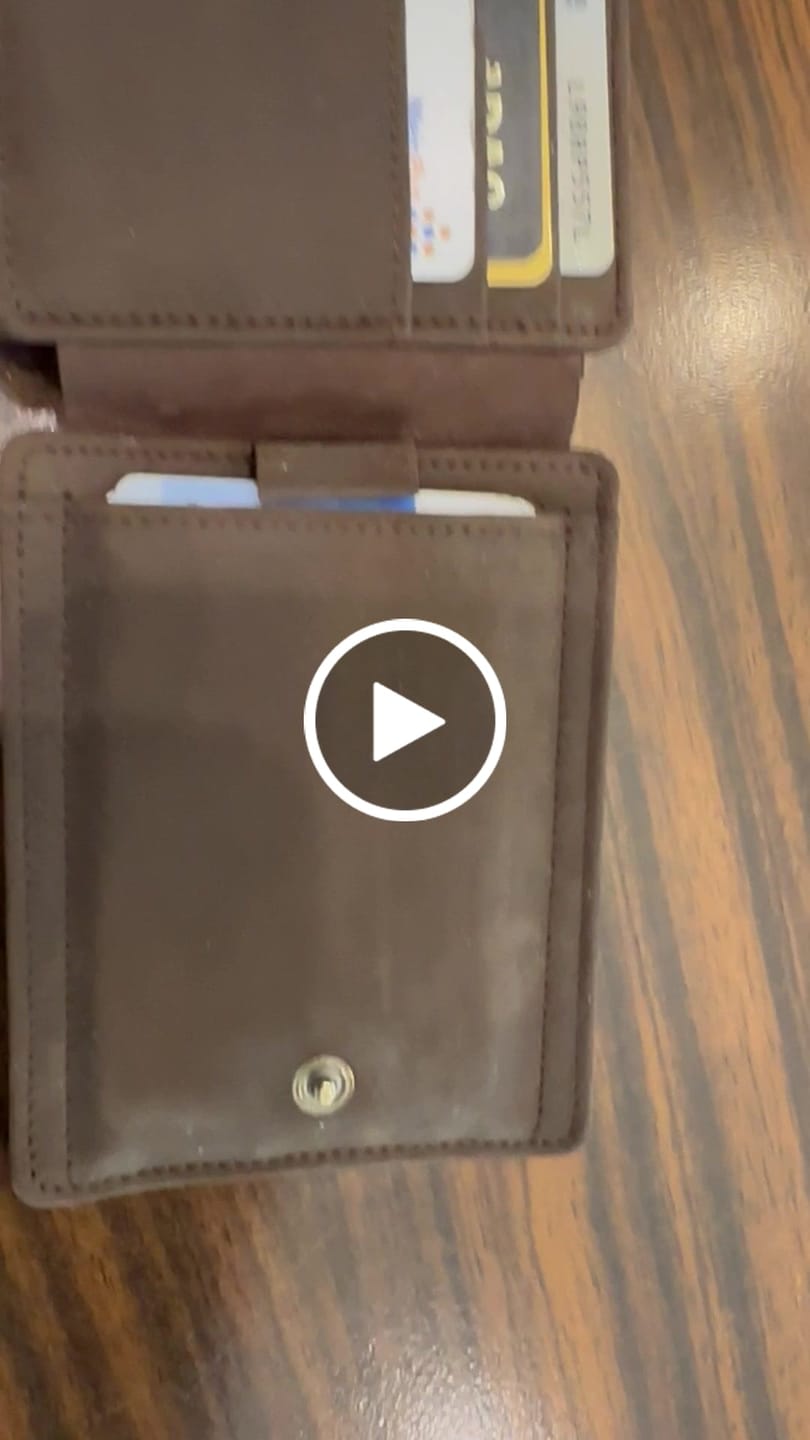 Customer video review of Flap Boy XL - Magic Wallet with Coin Pocket