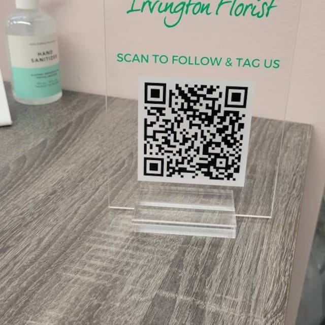 Customer photo review of Custom Acrylic Business Decoration Sign - Personalized QR Sign Shop Decor Business Social Media Sign Sign for Business Custom Acrylic Sign Acrylic Sign Logo Table Sign Social Media Sign Qr Code Signs