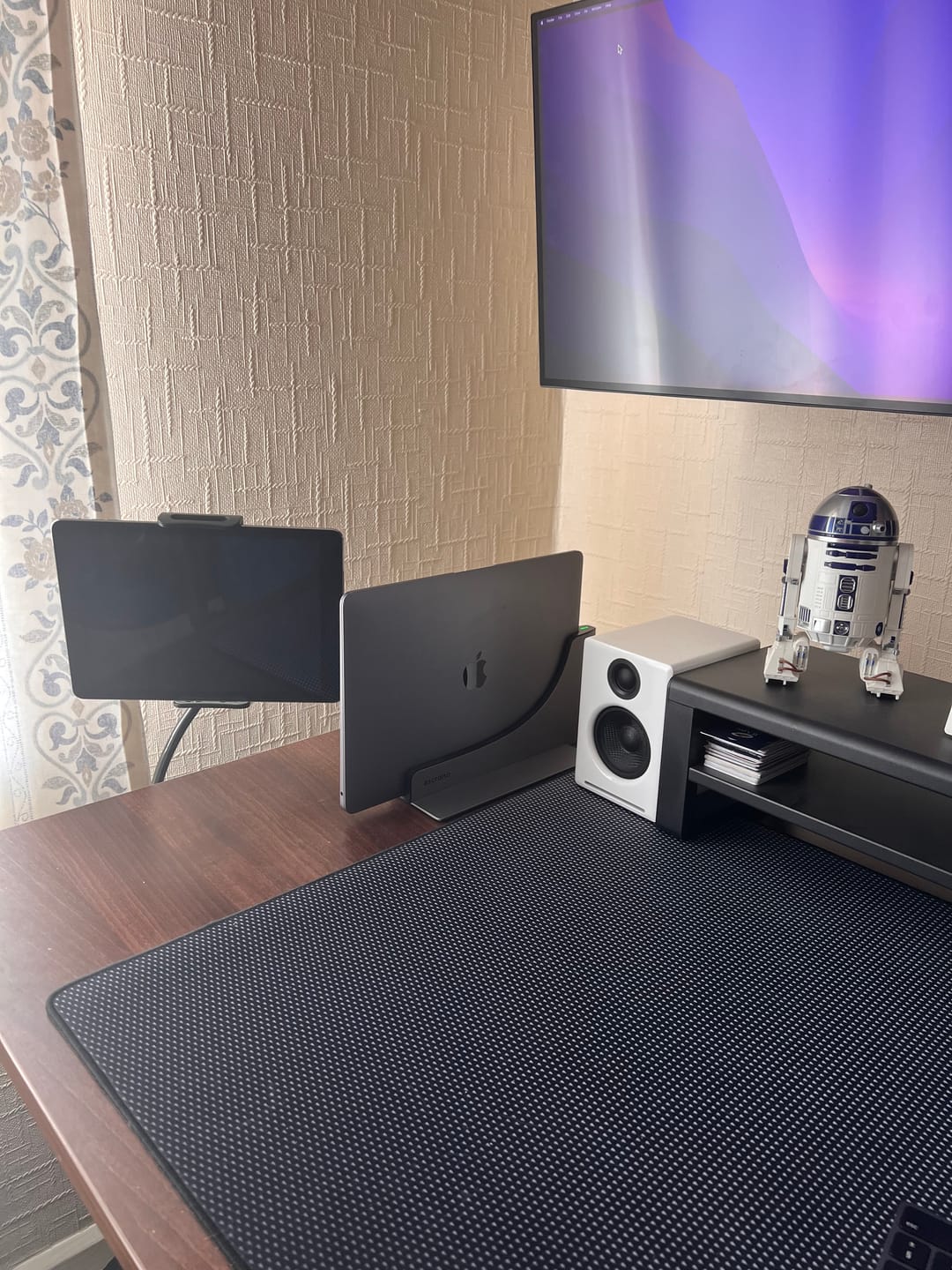 Customer photo review of Ascrono® MacBook Docking Station