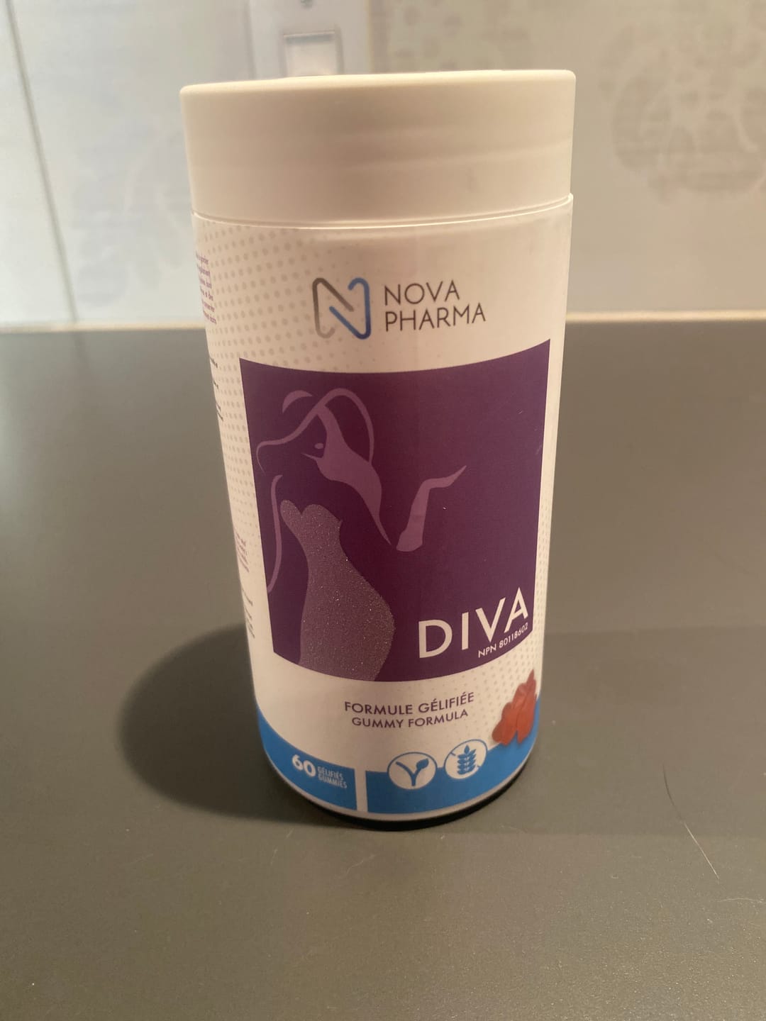 Customer photo review of Nova Pharma - Diva Jujubes à la biotine (60 jujubes)
