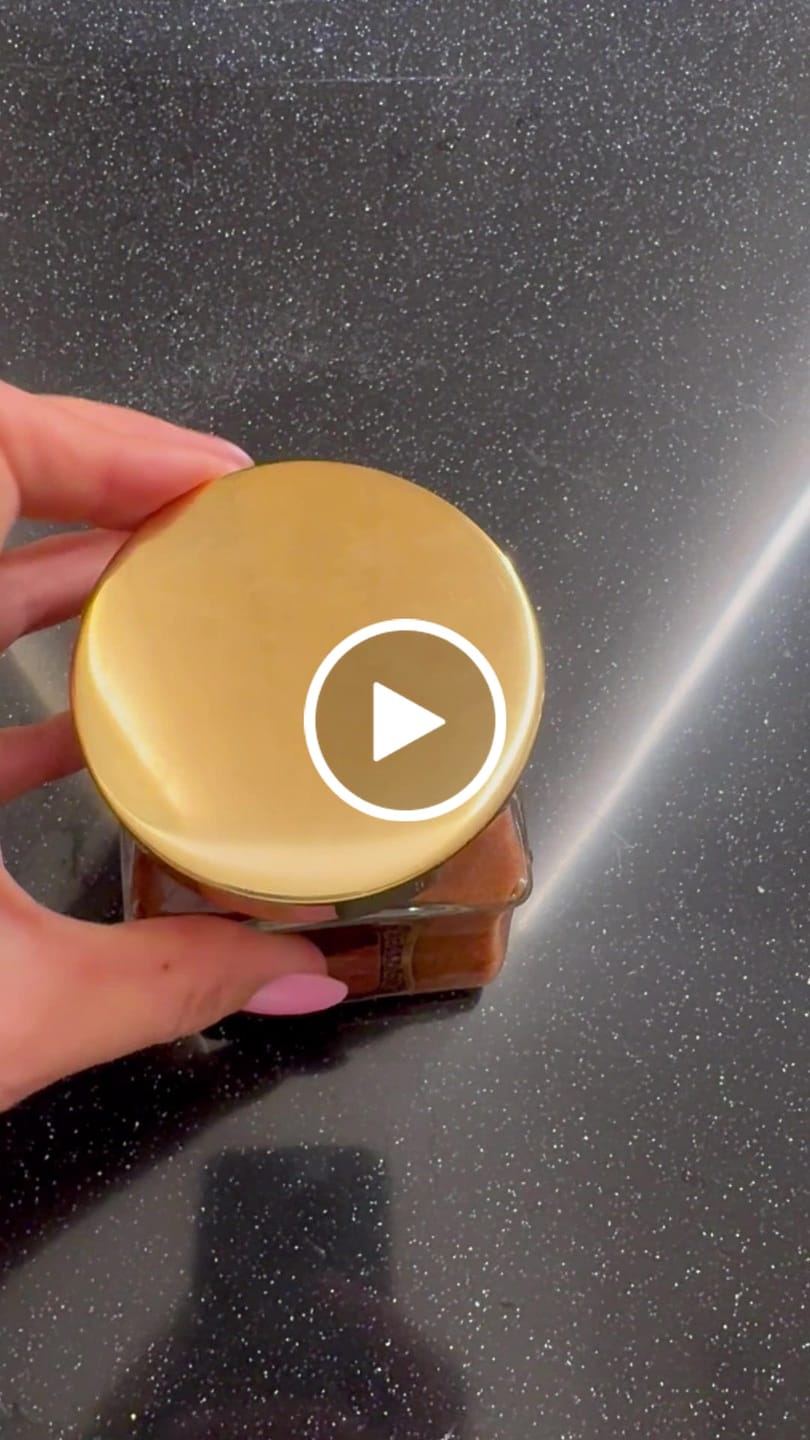 Customer video review of Body Scrub - Ayurvedic Treatment - Amber Vanilla Patchouli Journey To The Spices Route