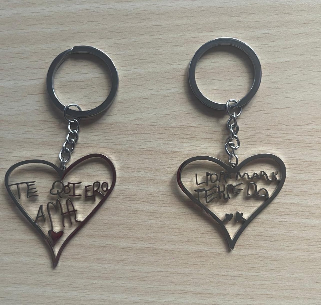 Customer photo review of Dibujo infantil personal como Collar o Colgante