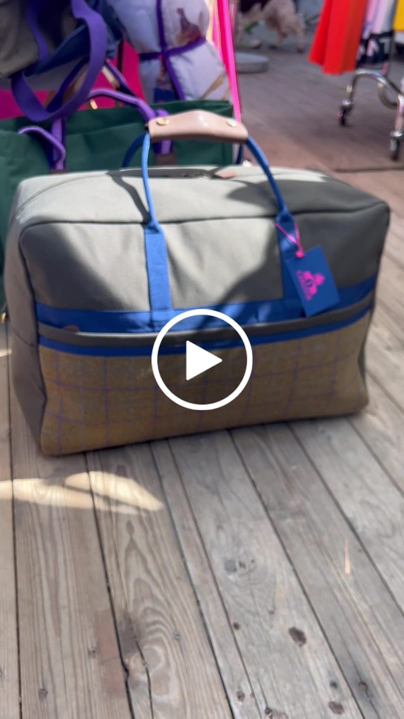 Customer video review of Weekender GREEN TWEED