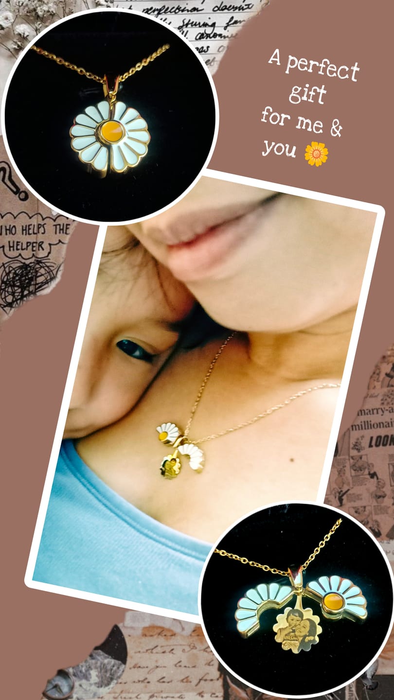 Customer photo review of Printave™ Personalized Flower Necklace