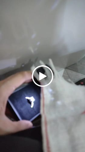 Customer video review of 2ct Albarracin Engagement Ring