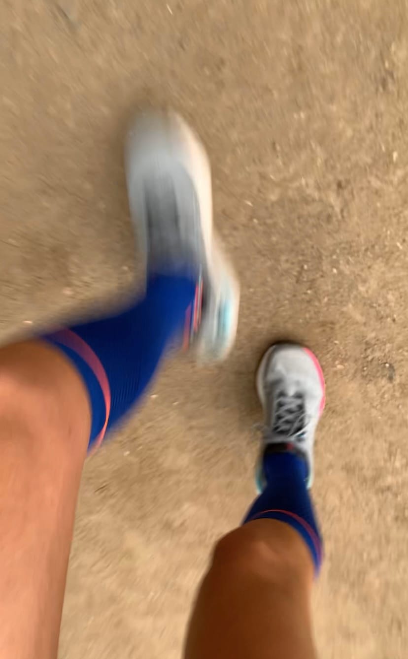 Customer photo review of Calcetin de Compresion EVOLUTION Blue
