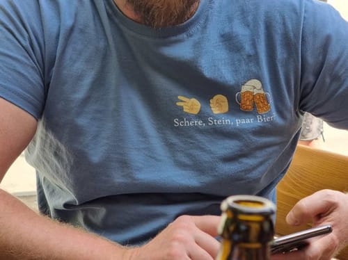 Customer photo review of Schere, Stein, paar Bier? - Damenshirt