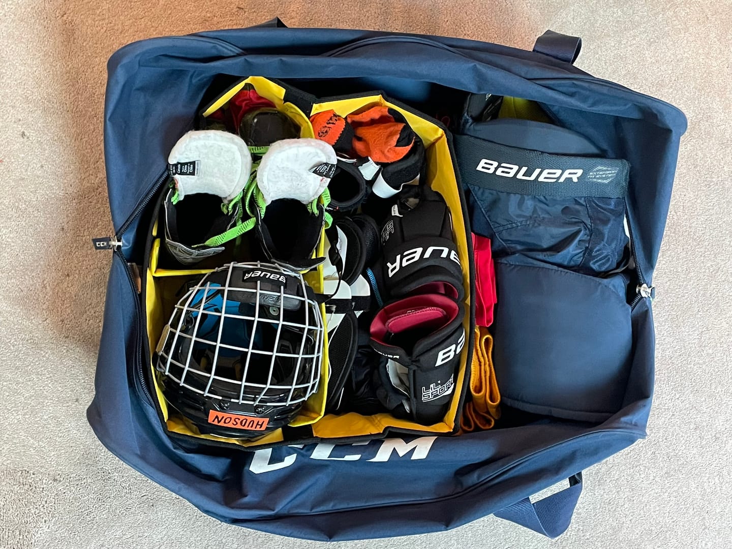 Customer photo review of Conway+Banks Hockey Bag Organizer