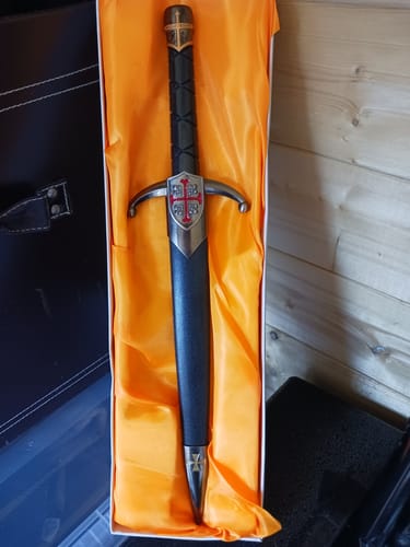 Customer photo review of Great Helm Crusader Dagger