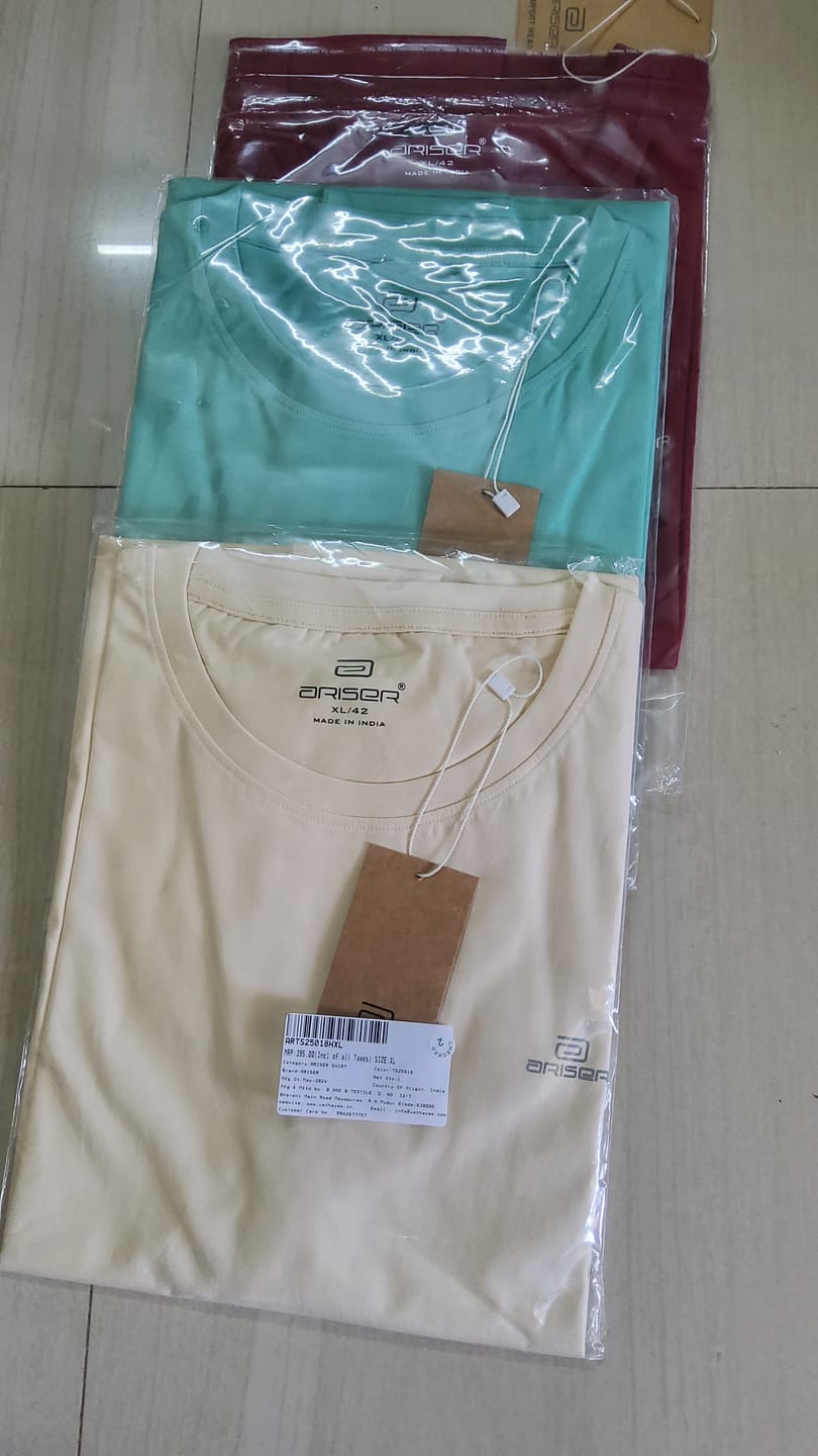 Customer photo review of Ariser Cotton Round Neck Solid T-Shirt Combo - 84 (Pack Of 3)