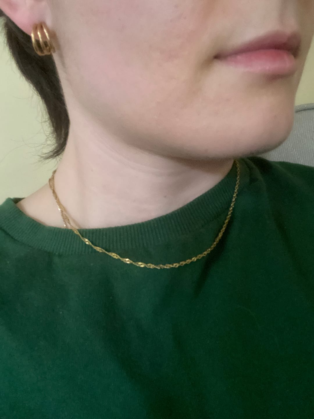 Customer photo review of Mila Twist Gold Chain Necklace