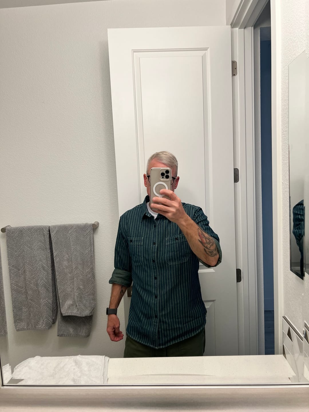 Customer photo review of 9 oz Wabash Vent Hole Work Shirt