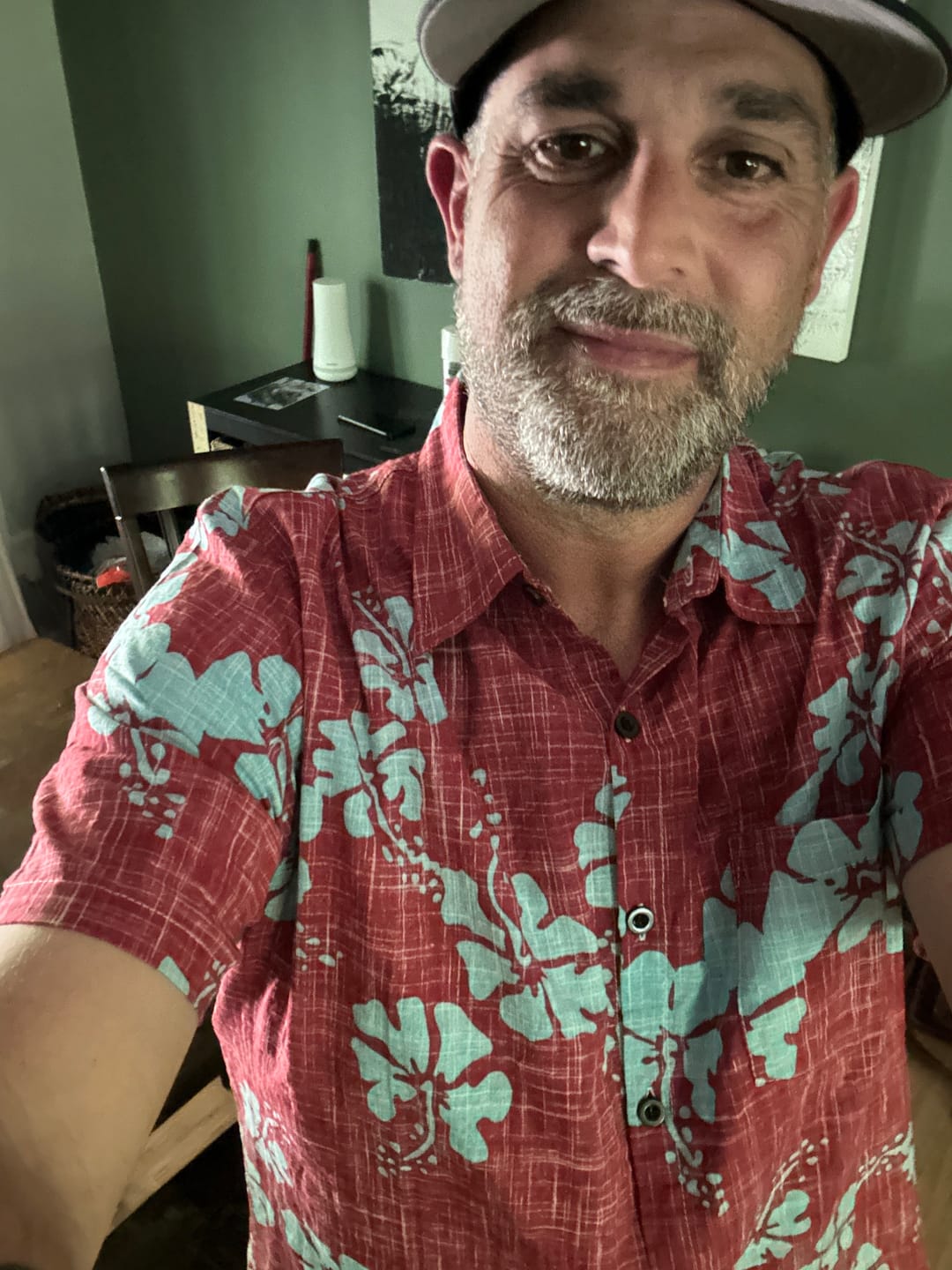 Customer photo review of Men's Red Floral Vintage Short Sleeve Button Up Beach Tropical Hawaiian Shirt