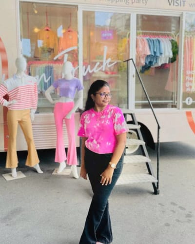 Customer photo review of Ocean Ombre Crop T Shirt