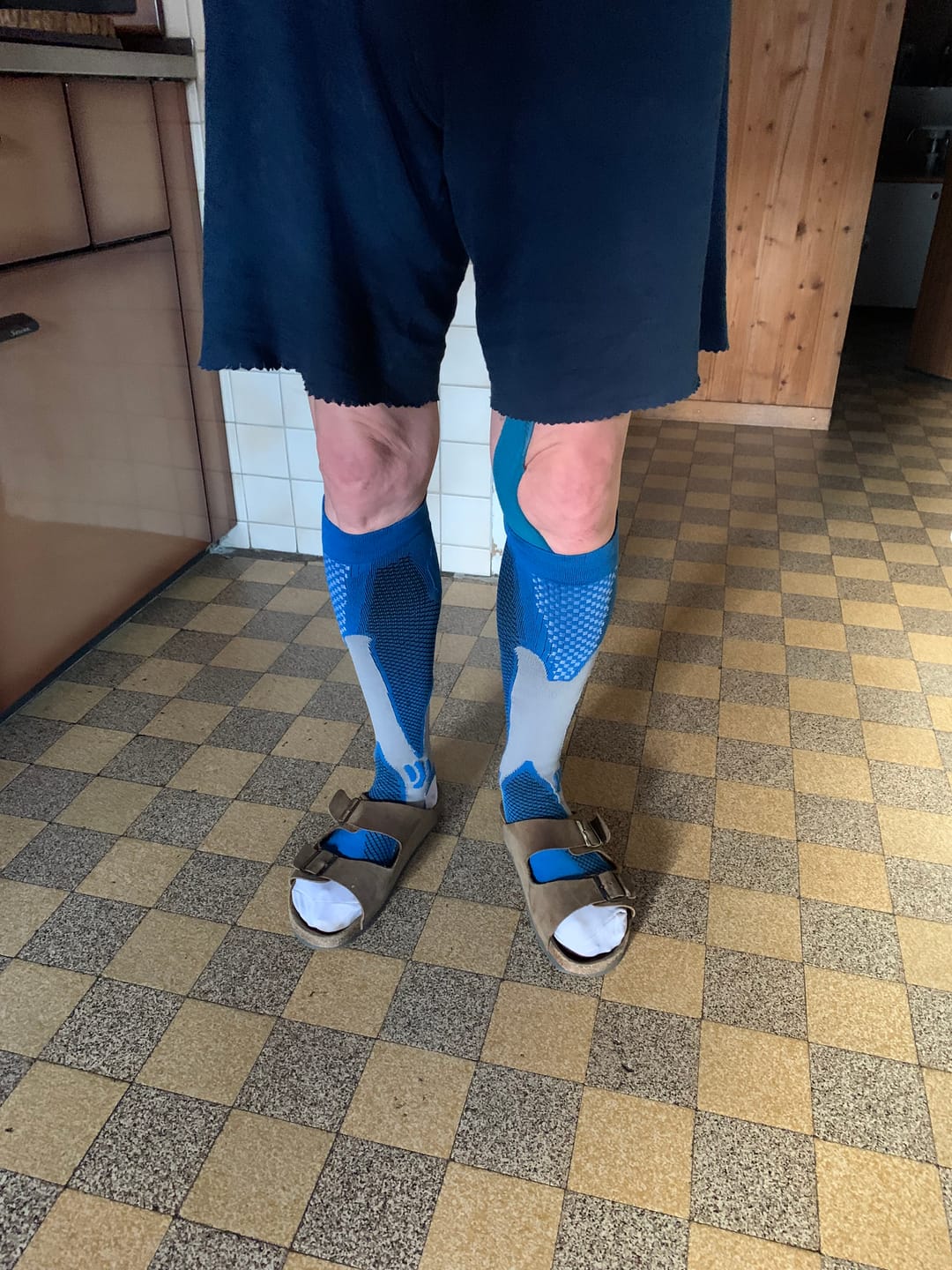 Customer photo review of VitalFlow™️ farbenfrohe Kompressionssocken