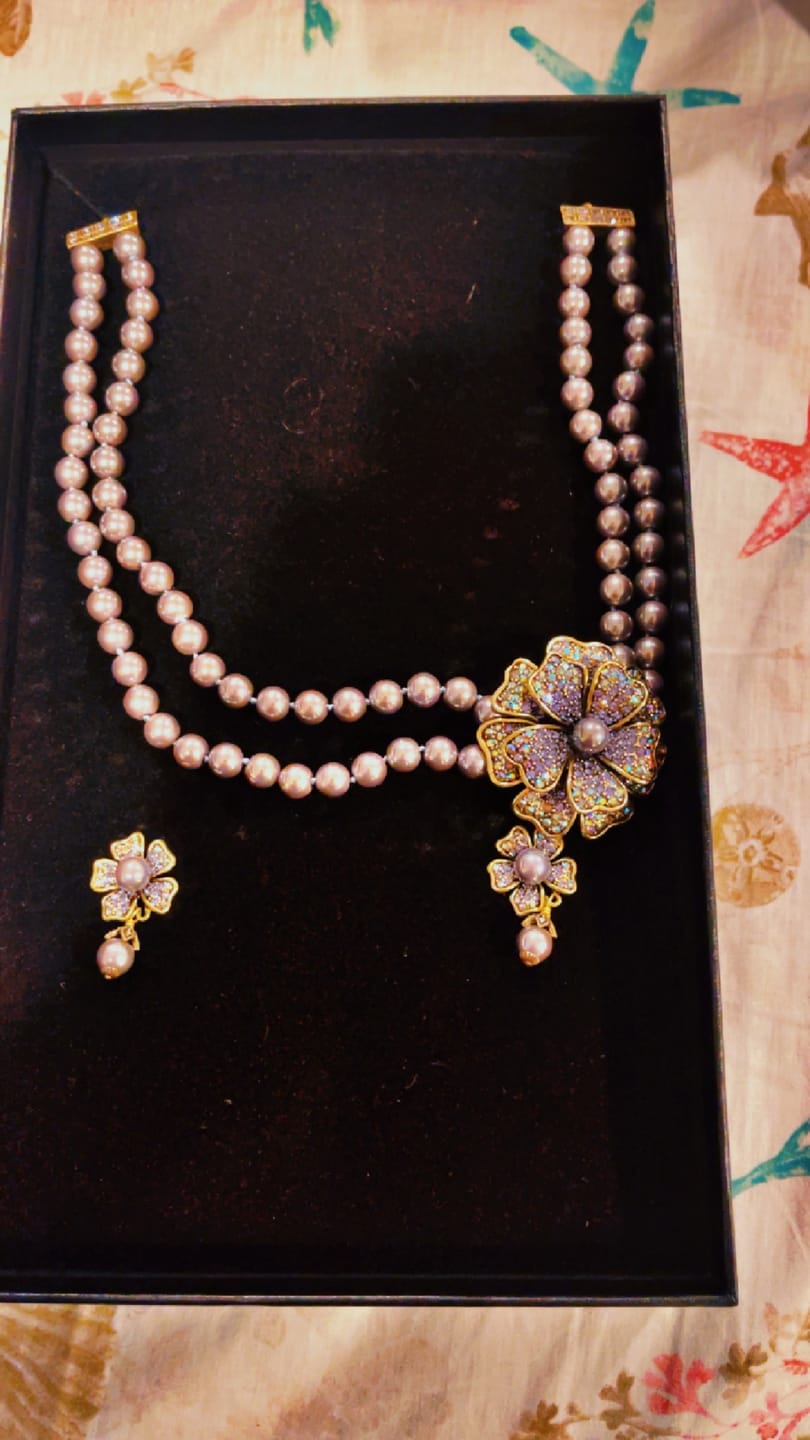 Customer photo review of Heidi Daus® "Passionate Posey" Beaded Crystal Earring & Necklace Floral Set