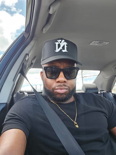 Customer photo review of LA v2 Premium Snapback