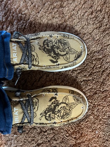 Customer photo review of Roses of the Range Hilo