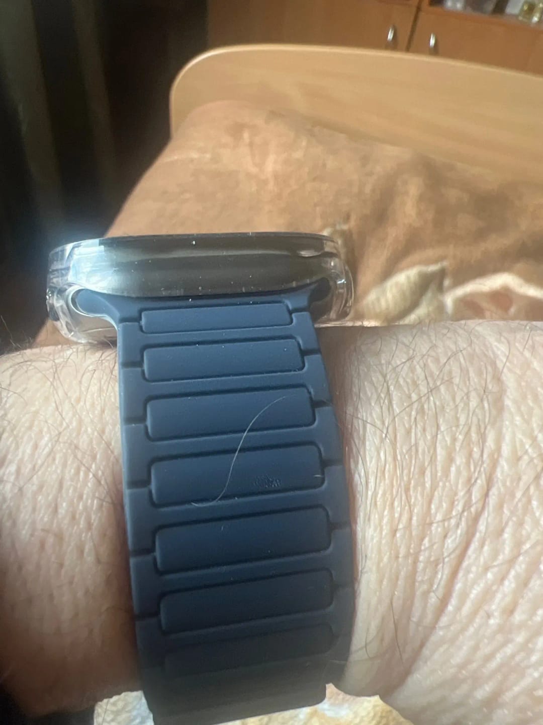 Customer photo review of Silicone Magnetic Link Strap for Apple Watch