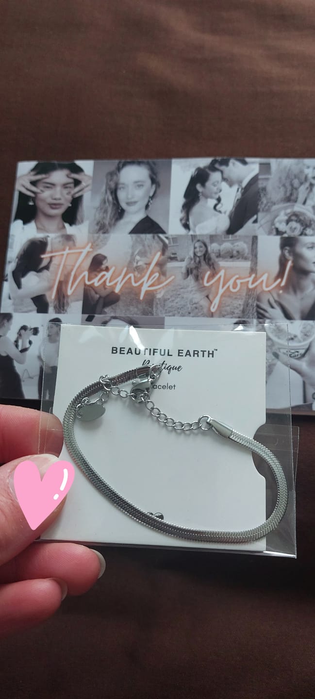 Customer photo review of Sarya Snake Chain Silver Bracelet