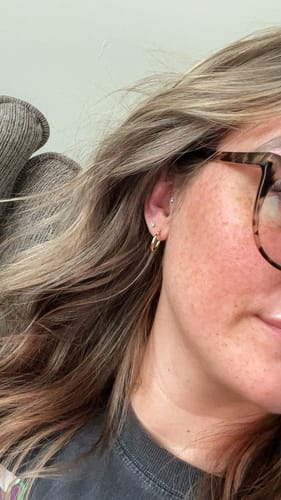 Customer photo review of 14k everyday earring set