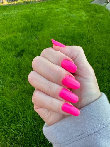 Customer photo review of Longwear Nail Polish - Otter Pop