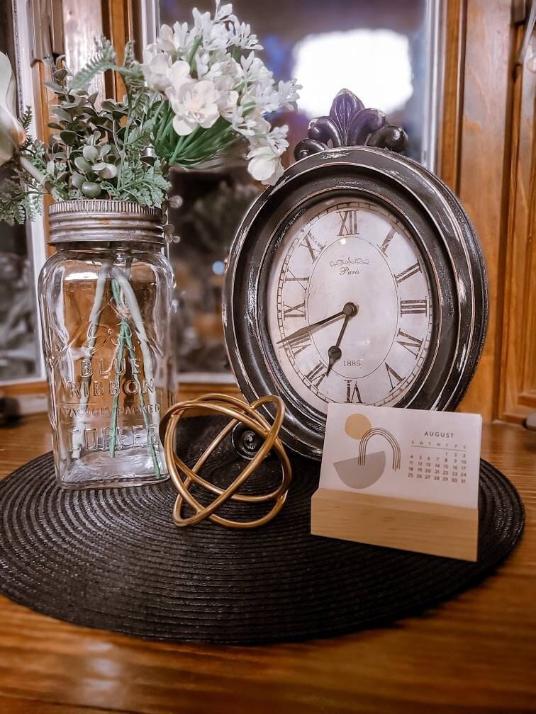 Customer photo review of 2024 Mini Desk Calendar
