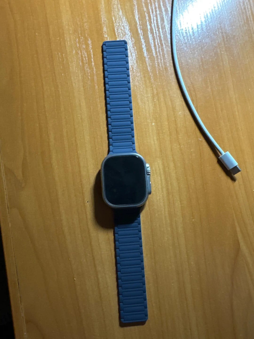 Customer photo review of Silicone Magnetic Link Strap for Apple Watch