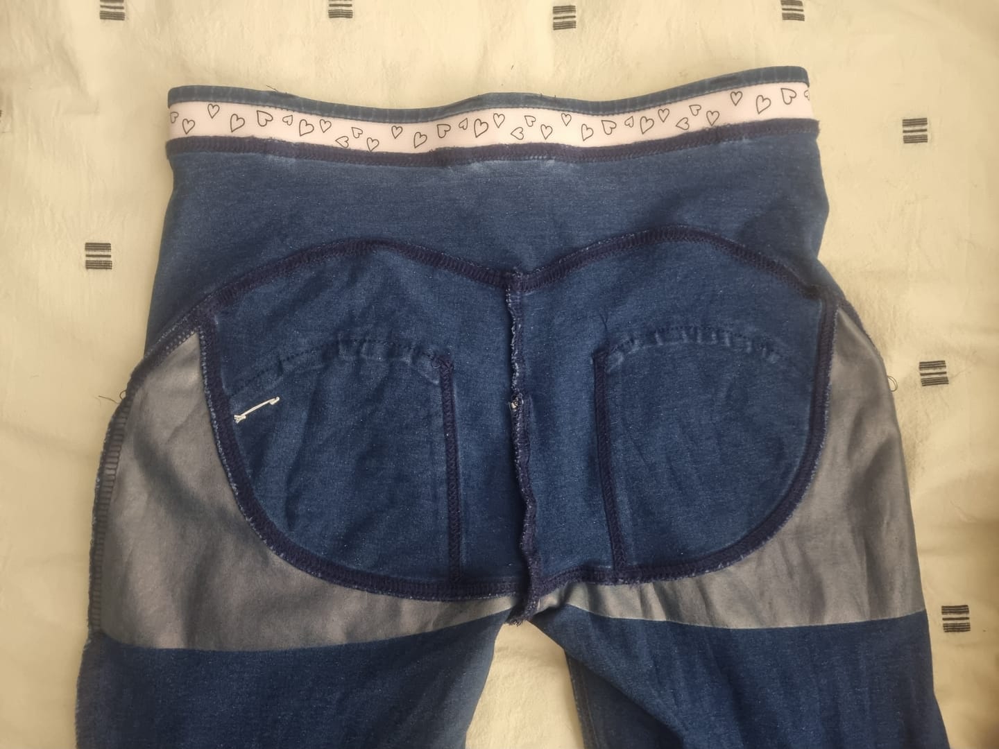 Customer photo review of Mid waist Butt lifting Shaping pants Jeans/Jeggings - Dark Blue