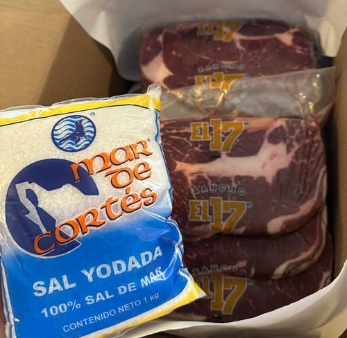 Reseña con foto de un cliente sobre Diezmillo Steak