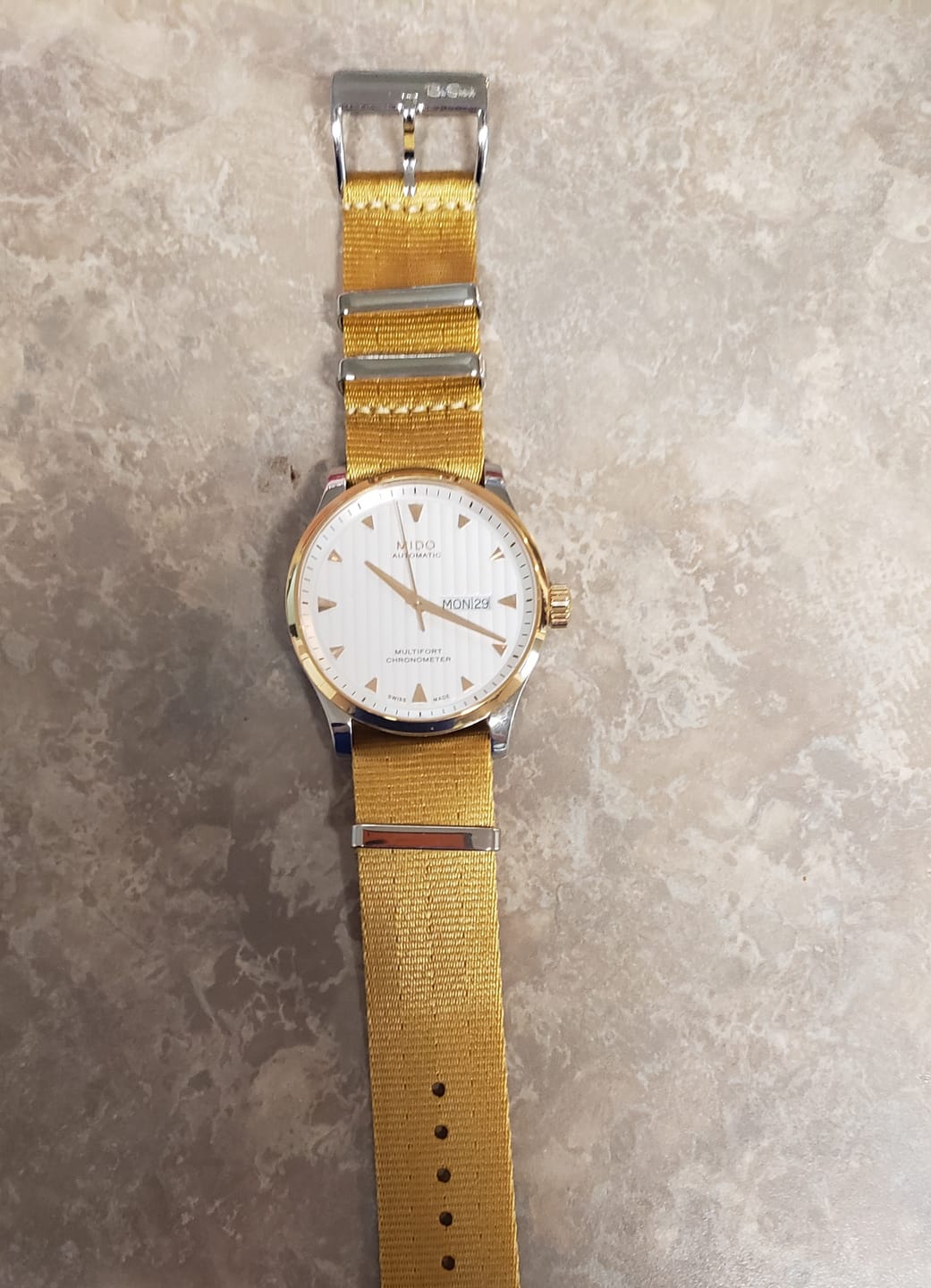 Customer photo review of AlphaShark Slim - Camel