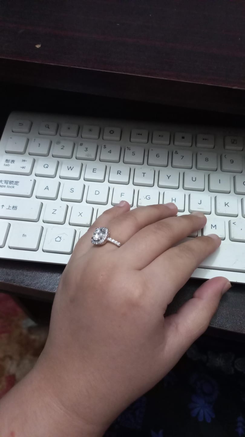 Customer photo review of D'AMOUR CLARITY RING