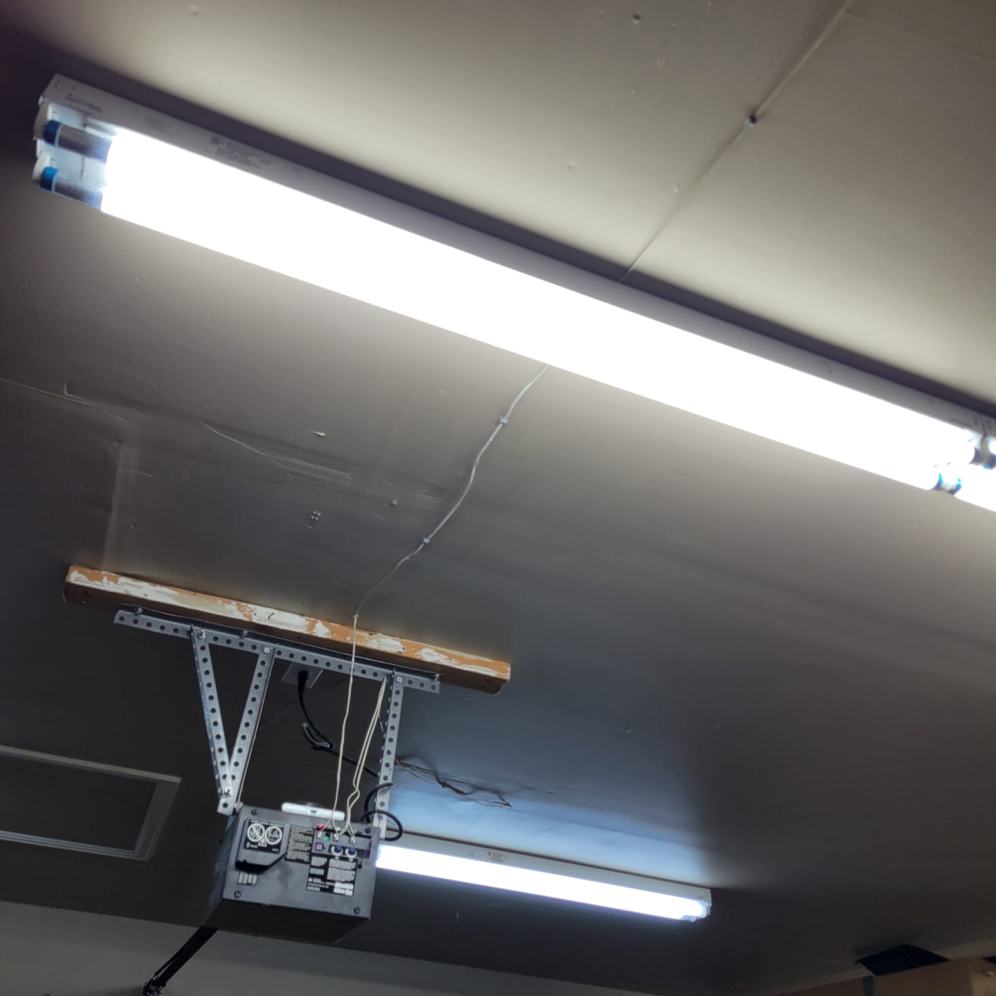 Customer photo review of 4ft 18W LED Linear Tube - 25 Pack - T8 Glass Tubes - Single/Two End Bypass - Ballast Bypass - (UL Type B + DLC 5.1)