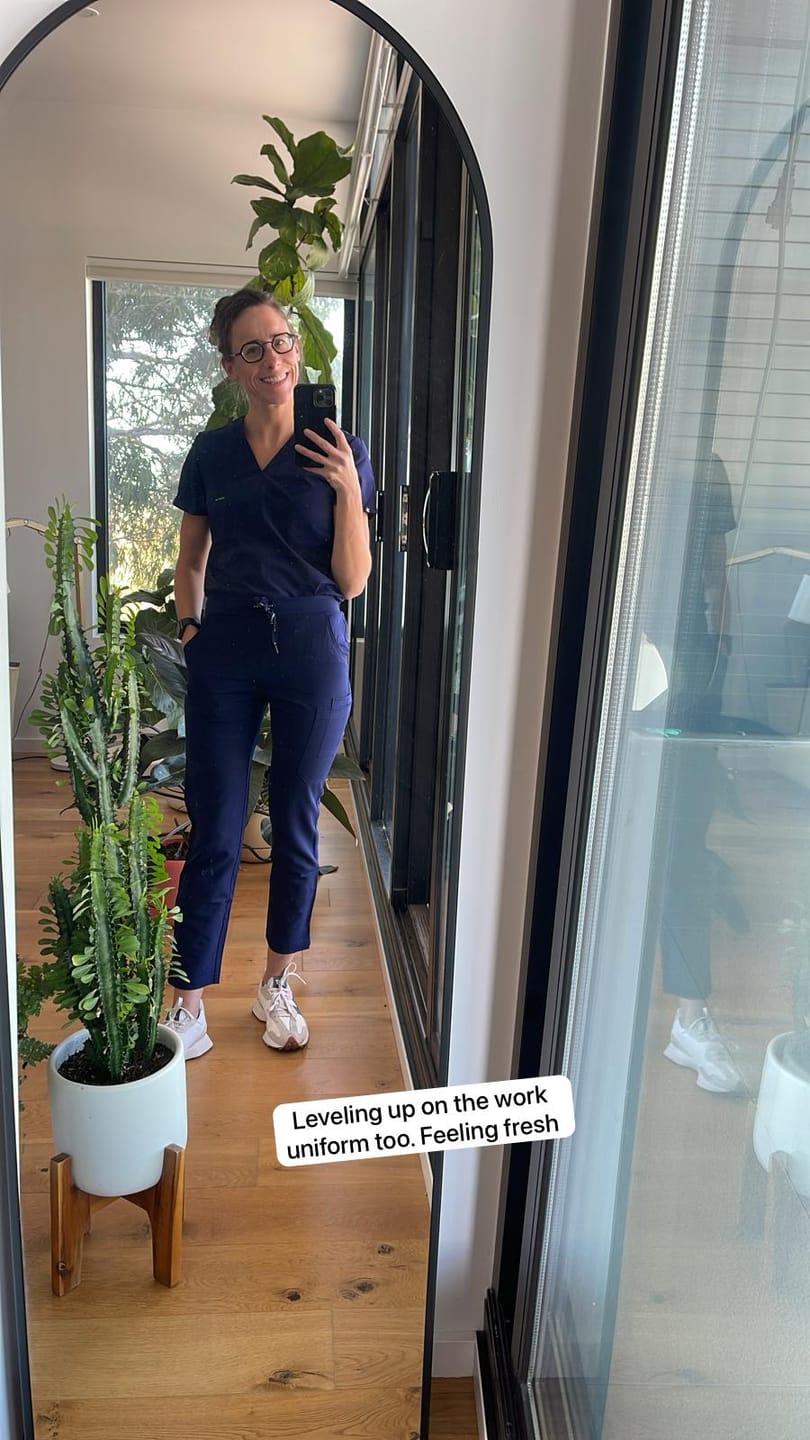 Customer photo review of CLARISSA Skinny Leg Pants (Original SLTECH™ fabric) - Navy