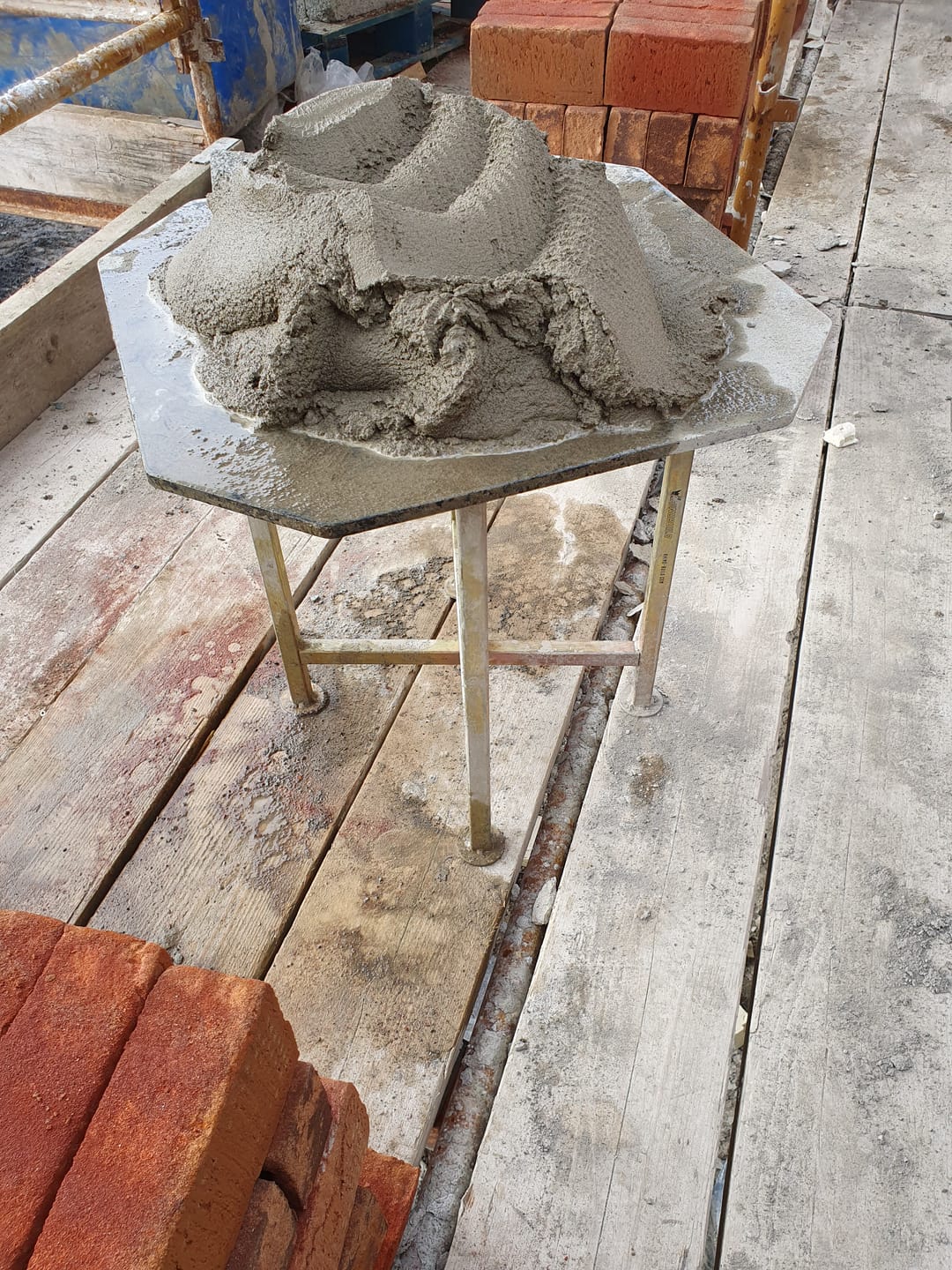 Customer photo review of Zinc Plated Mortar / Spot Board Stand - with feet