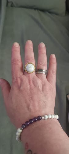 Customer photo review of BAGUE REGLABLE ACIER DORÉ PIERRES NATURELLES 16 MM
