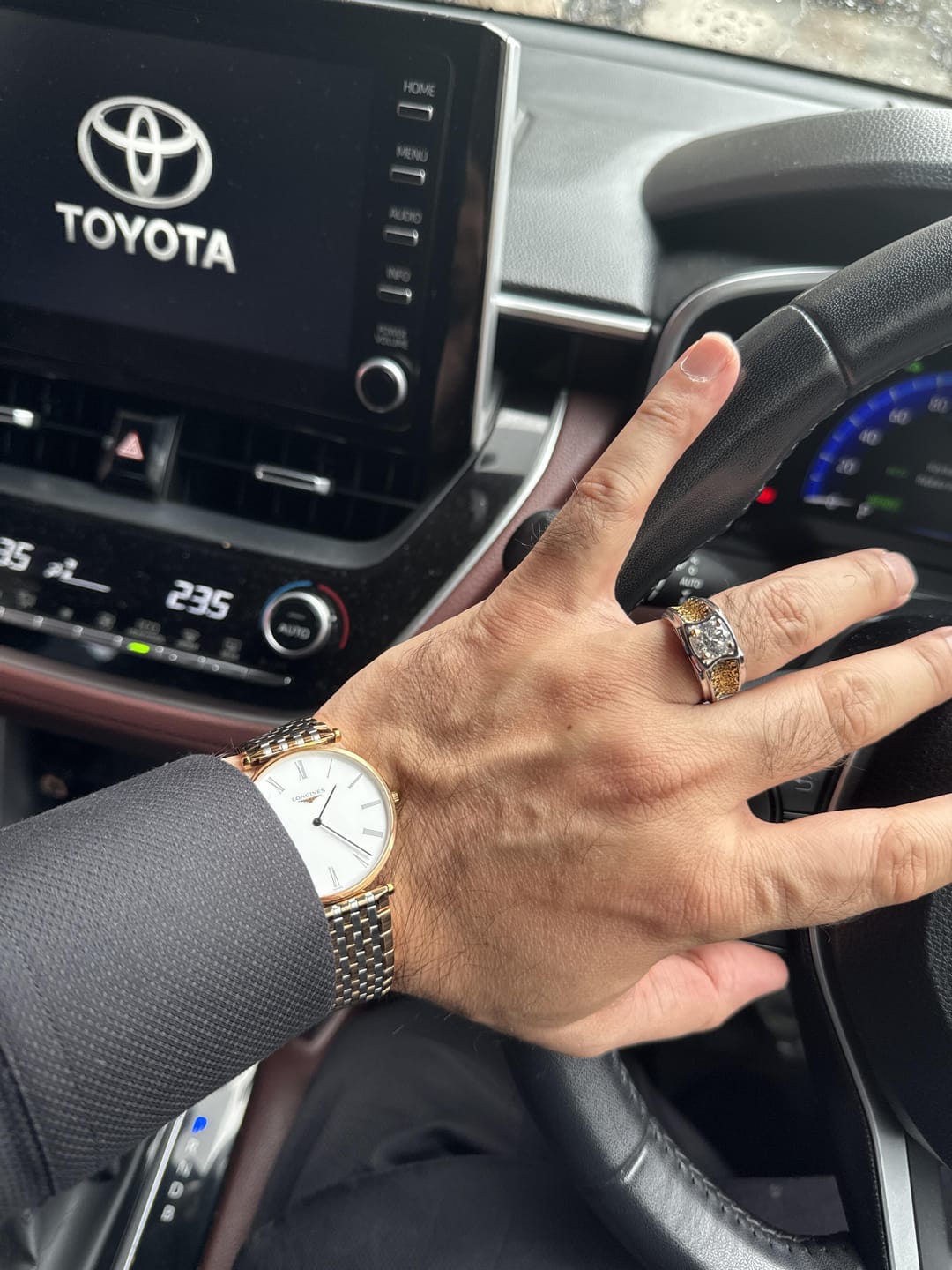 Customer photo review of GILDED PETAL MOISSANITE BAND