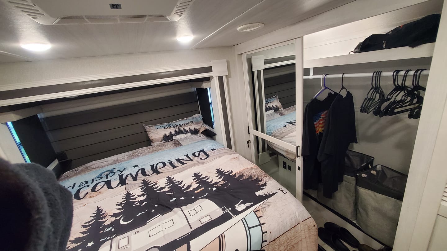 Customer photo review of 11" RV Size Hybrid Mattress