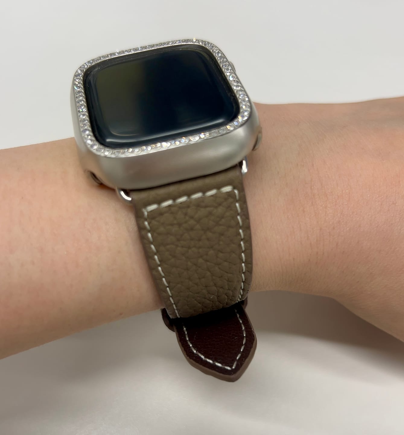 Customer photo review of Apple Watch用レザーバンド　モナコエトープ/ホワイトステッチ