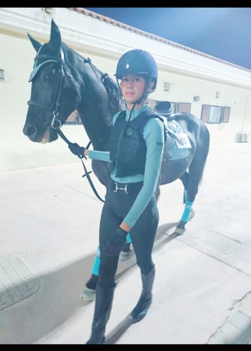 Customer photo review of CELINE - 𝐄𝐀𝐑 𝐁𝐎𝐍𝐍𝐄𝐓 | ROSE BERRY "SILVER"