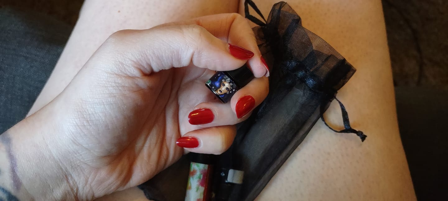 Customer photo review of Fractal Witch