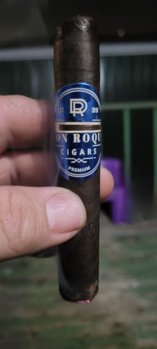 Customer photo review of Robusto Maduro Sampler Pack