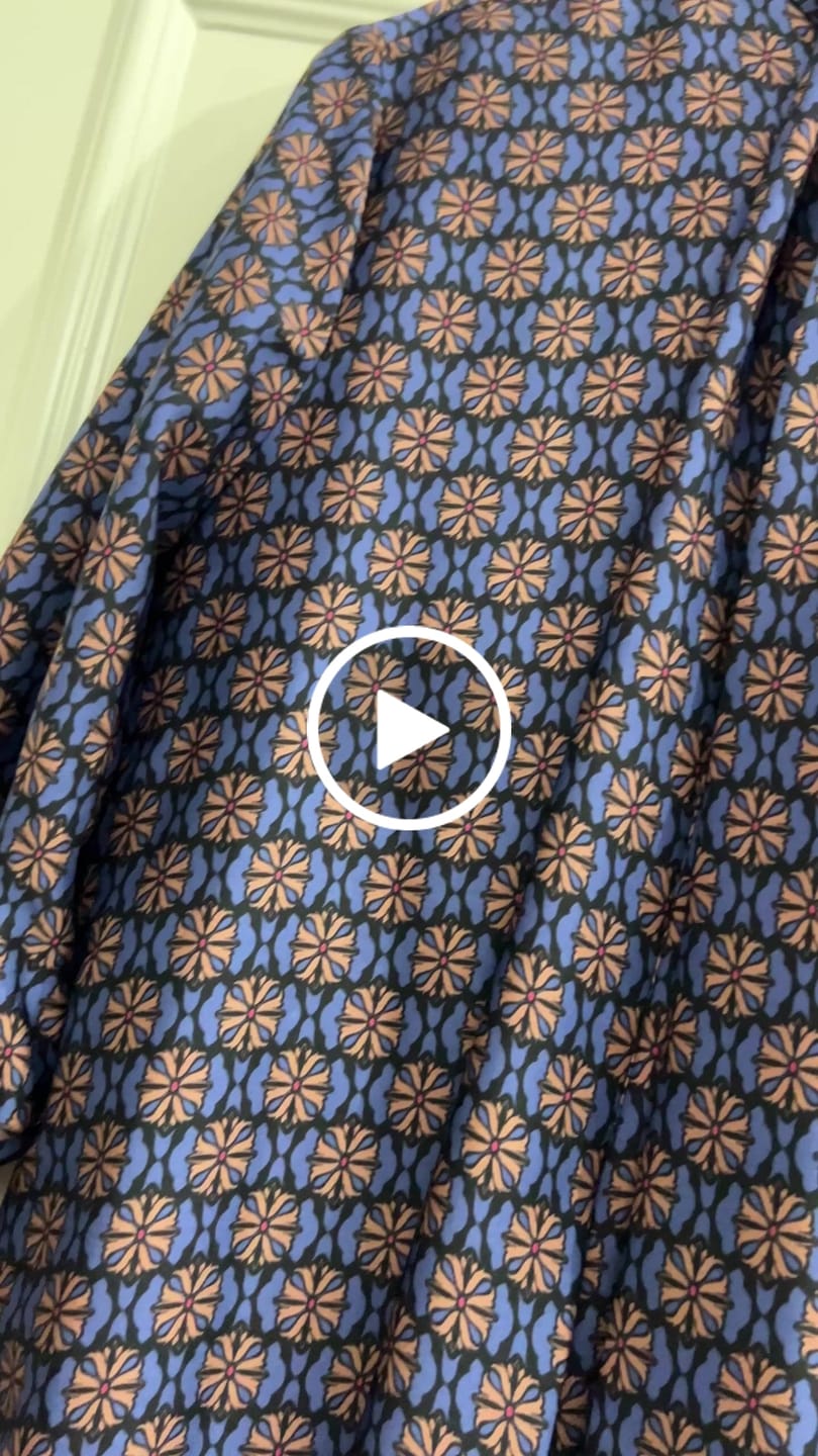 Customer video review of LOREN BLUZ