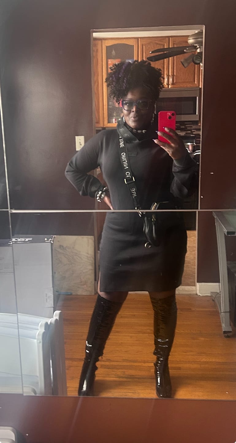 Customer photo review of Africa Fanny Pack/ CrossBody Bag - Black Leather