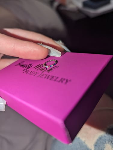 Customer photo review of 20g Titanium Micro Gem Hinged Nose Hoop