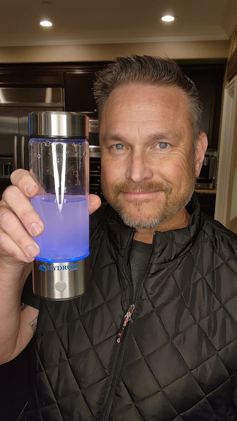 Customer photo review of Hydrogen Water Bottle
