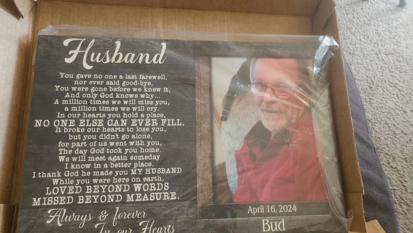 Customer photo review of Personalized Canvas Prints, Upload Photo And Name, Memorial Gifts For Loss Husband, Memorial Gift, You Gave No One A Last Farewell Dem Canvas